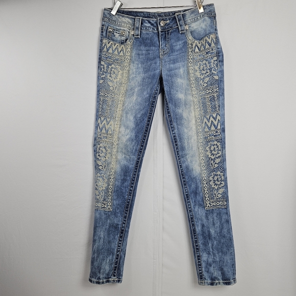 Rare hard to find Miss Me stone wash embroidered skinny jeans size 27 - Picture 7 of 15